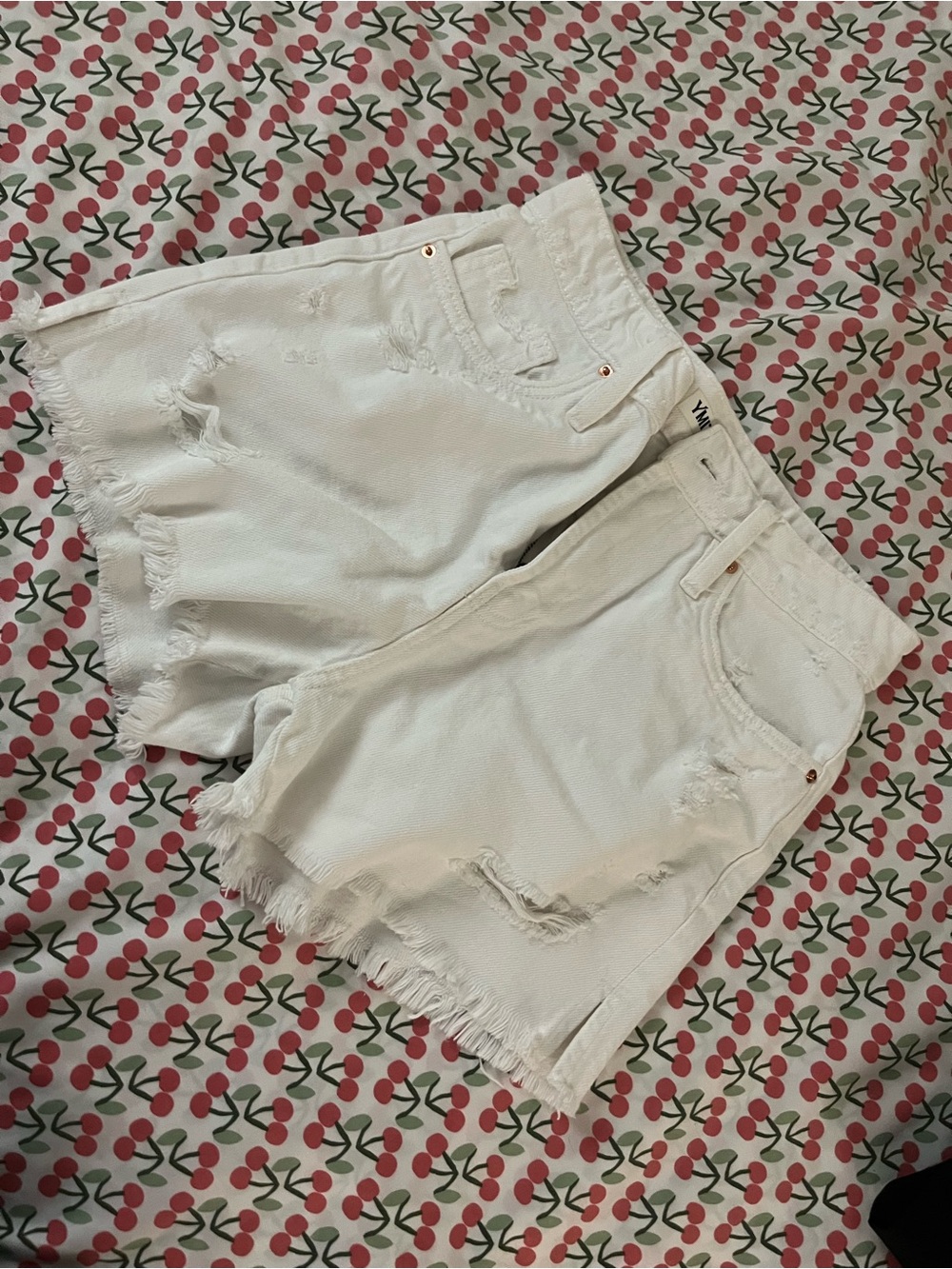 YMI White Distressed Frayed Hem Denim Shorts